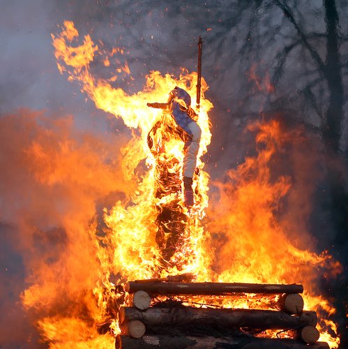 Pálení čarodějnic přilákalo mnoho návštěvníků