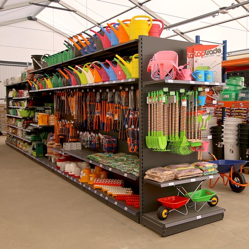 V Ústí otevřel nový hobbymarket OL IN