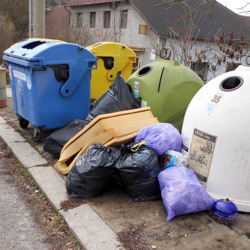Černé skládky – problém, který musíme řešit společně